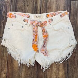 We The Free Free People Sashed & Relaxed White Denim Shorts – 26 (NWOT)